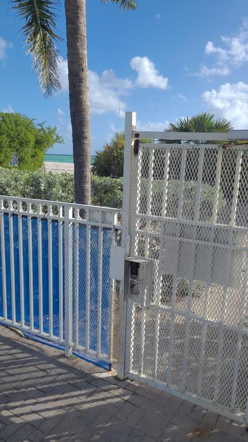 Sherry Frontenac Oceanfront Miami Beach Buitenkant foto