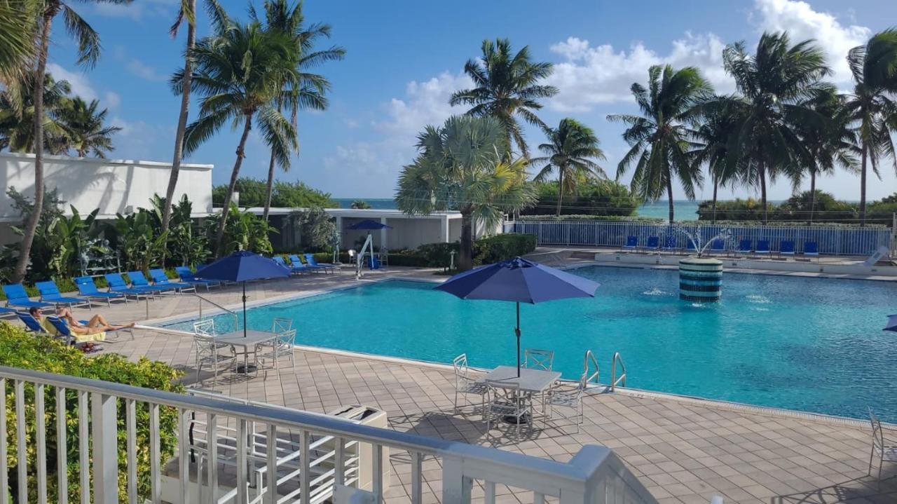 Sherry Frontenac Oceanfront Miami Beach Buitenkant foto